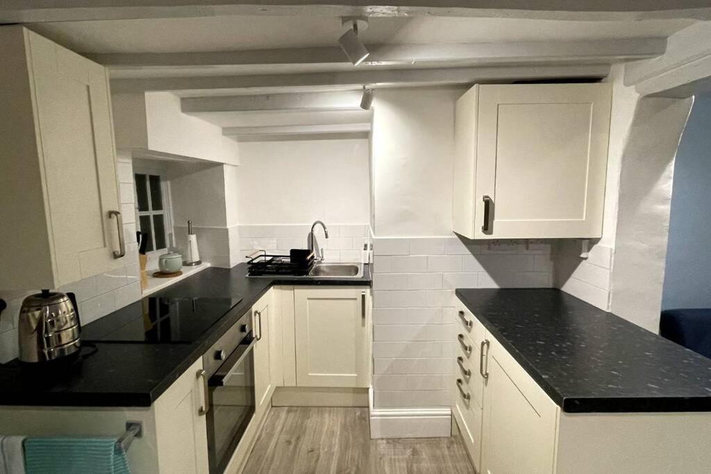 Cotswolds Cottage Ilmington With Wood Burning Stove & Bbq - Pet Friendly 奇平卡姆登 外观 照片